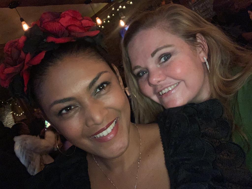 Lauren Atkins taking a selfie with Zerelda Nothnagel during a NYC Web Fest.